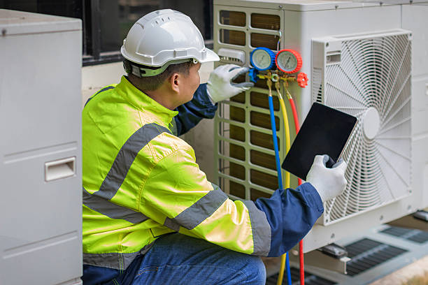 Professional Hvac technician working in Shedd, OR